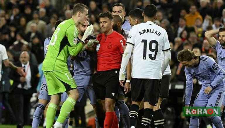 تعيين حكام جولة الدوري الإسباني بعد جدل التحكيم في مباراة فالنسيا وريال مدريد