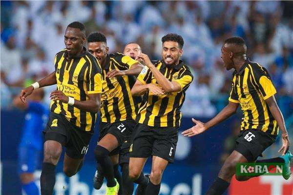 الاتحاد يضرب الوحدة بثنائية ويتأهل لنهائي كأس الدرعية