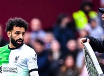 يورجن كلوب يُعلق أزمته مع محمد صلاحيورجن كلوب يُعلق أزمته مع محمد صلاح