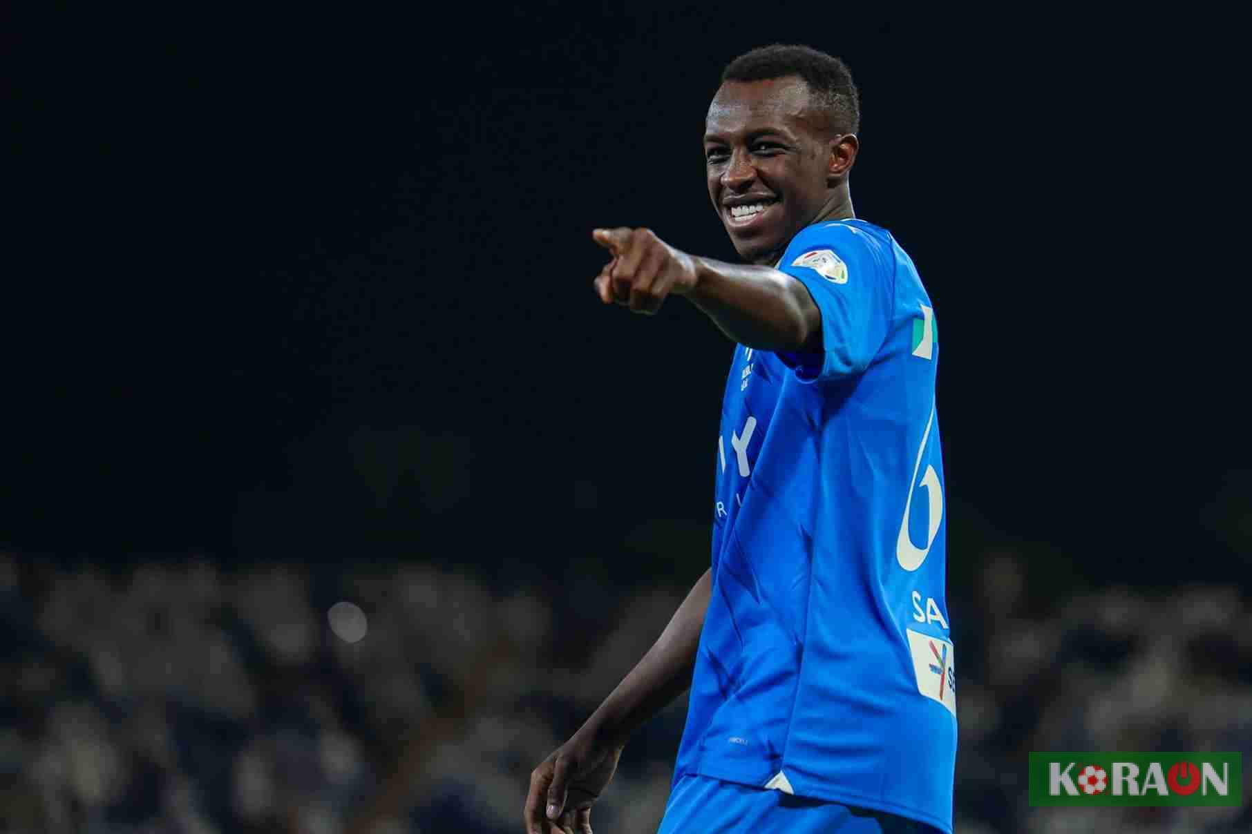 سعود عبدالحميد يودع الهلال برسالة مؤثرة وينتقل إلى روما الإيطالي