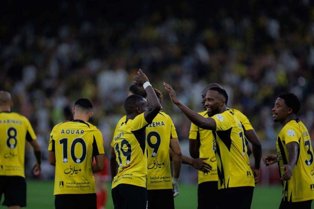 الاتحاد يستعد لمواجهة العين في كأس الملك