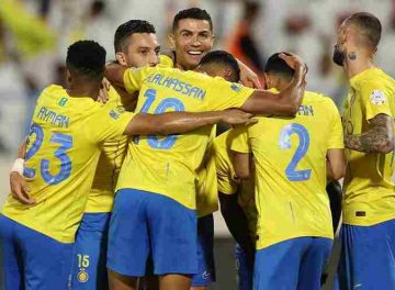 كلاسيكو سعودي مثير: النصر والأهلي يستعدان للمواجهة الحاسمة