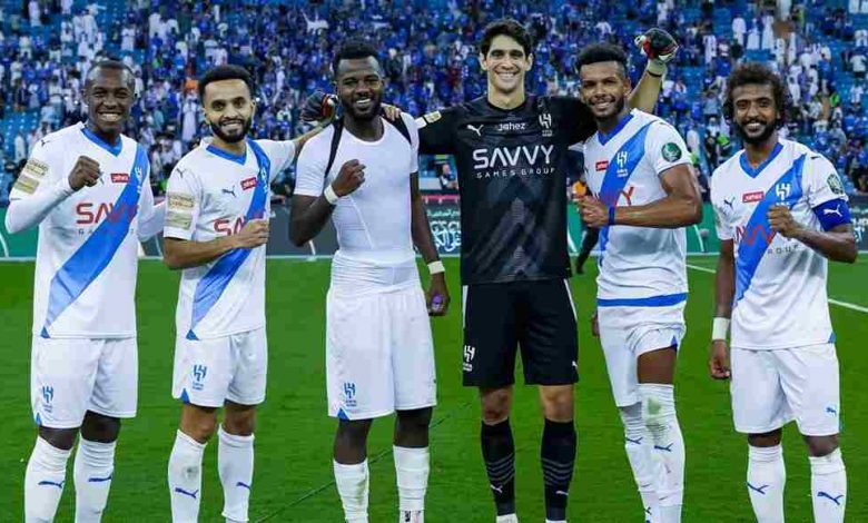 الهلال يستعد لمواجهة الأهلي في كلاسيكو مثير