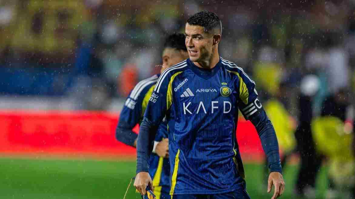 تطورات جديدة في مفاوضات تجديد عقد كريستيانو رونالدو مع النصر